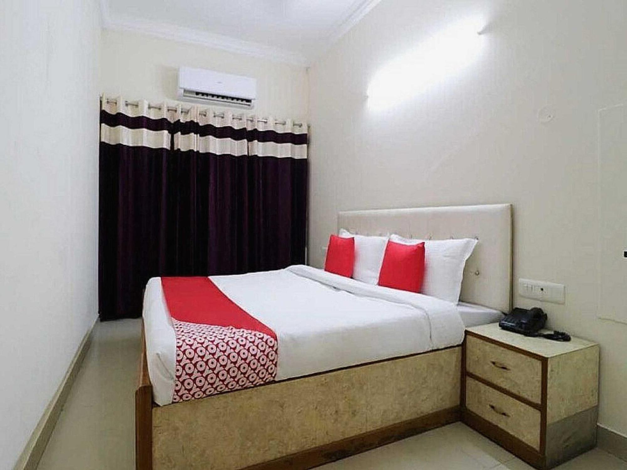 Hotel Anand Amritsar Luaran gambar
