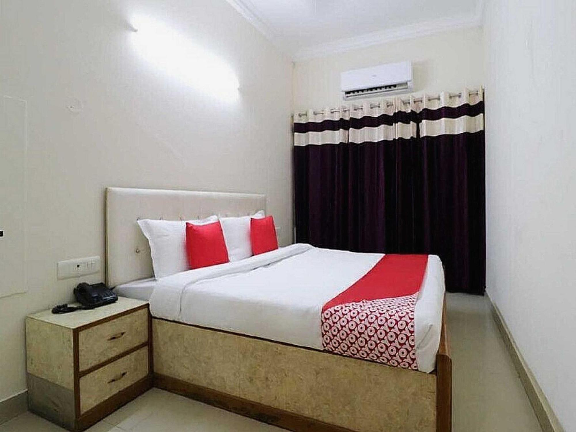 Hotel Anand Amritsar Luaran gambar