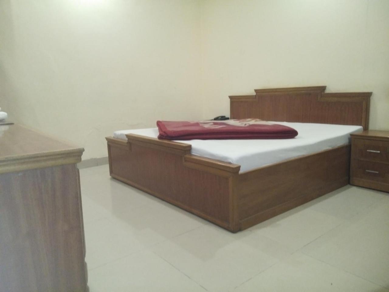 Hotel Anand Amritsar Luaran gambar